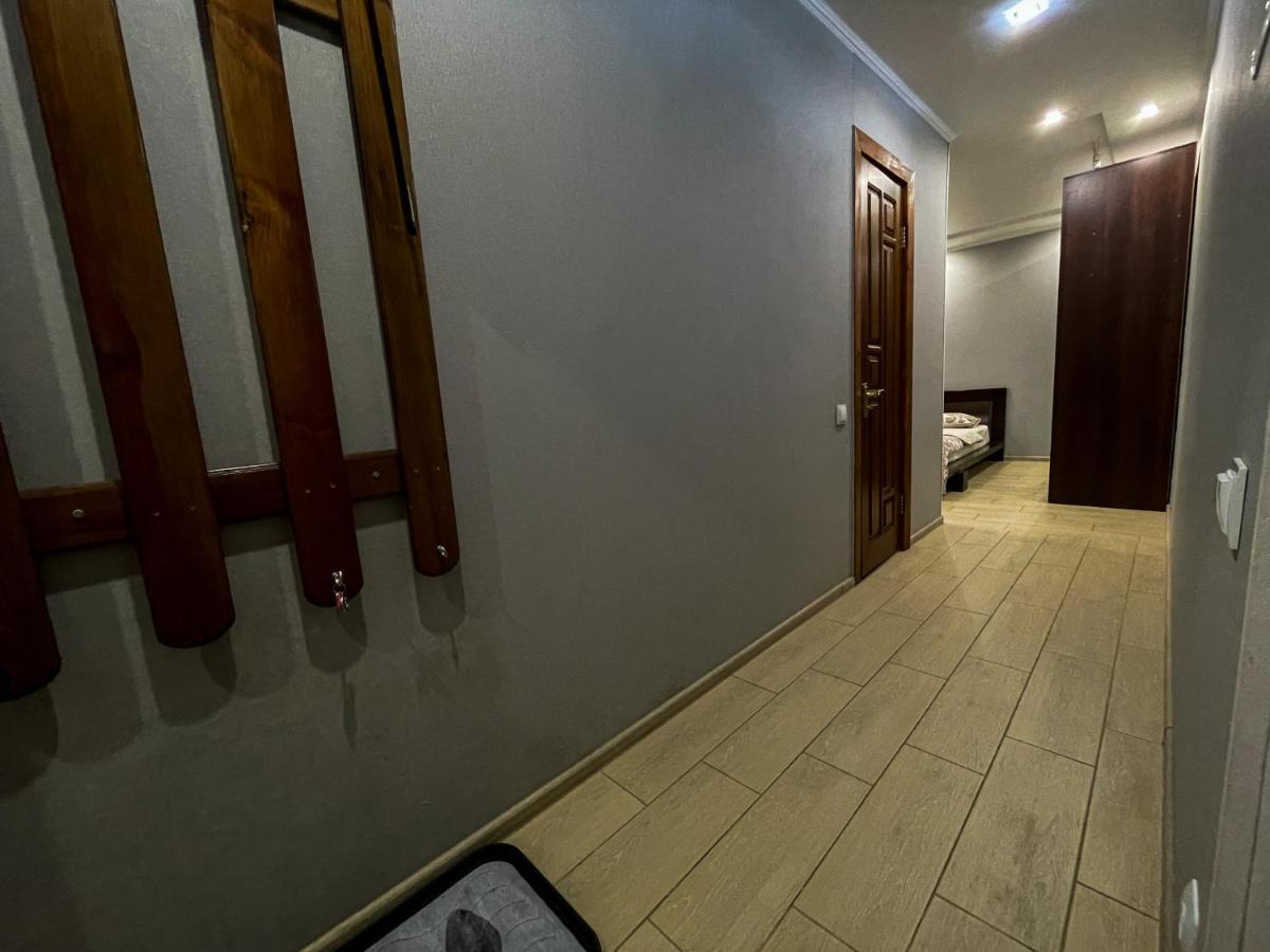 Victory - Апартаменты Возле Набережной Krementsjoek Buitenkant foto