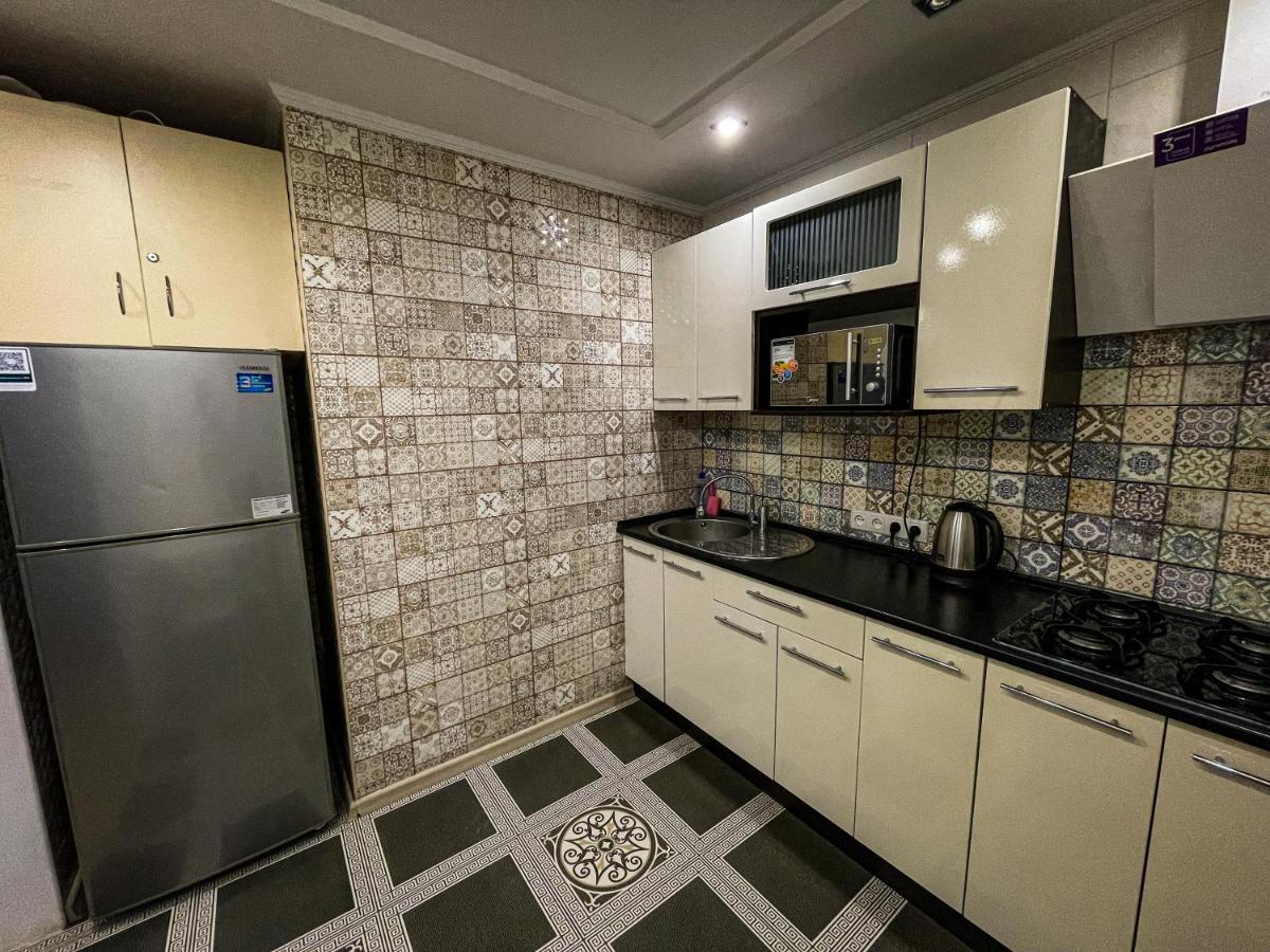 Victory - Апартаменты Возле Набережной Krementsjoek Buitenkant foto